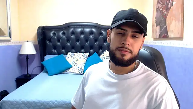 Snapshot of Marcus_Soler chatting on October 9, 2025, 3:23 pm Marcus Soler online show from October 9, 2025, 3:23 pm