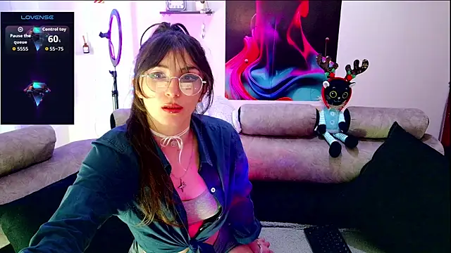 Elissa goddess online show from December 5, 2025, 1:53 pm