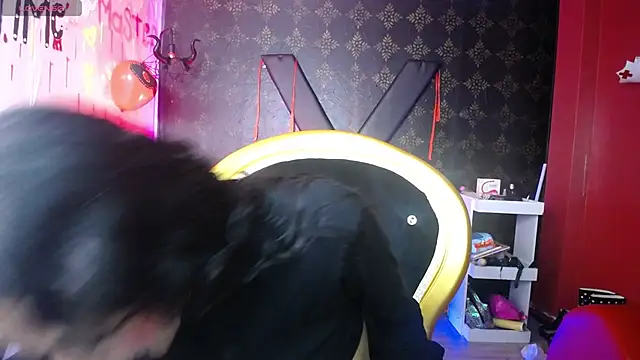 Sweettpleasure online show from October 4, 2025, 1:23 pm