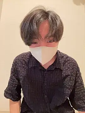 Snapshot of Yuma0718 chatting on November 7, 2025, 3:27 pm Yuma0718 online show from November 7, 2025, 3:27 pm