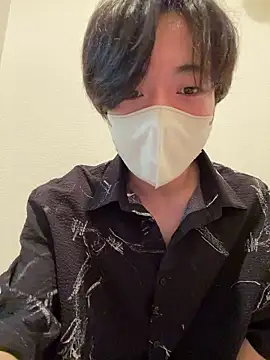 Snapshot of Yuma0718 chatting on November 17, 2025, 1:59 pm Yuma0718 online show from November 17, 2025, 1:59 pm