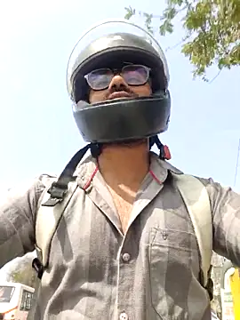 Snapshot of YoursThickDick chatting on March 2, 2026, 5:52 am YoursThickDick online show from March 2, 2026, 5:52 am