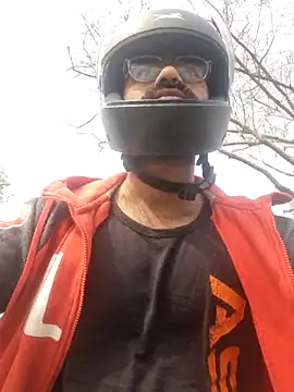 Snapshot of YoursThickDick chatting on February 1, 2026, 6:44 am YoursThickDick online show from February 1, 2026, 6:44 am