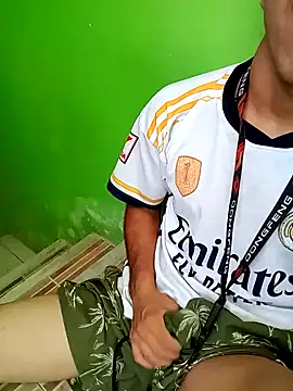 Snapshot of Babydemilk chatting on April 16, 2026, 5:14 pm Babydemilk online show from April 16, 2026, 5:14 pm