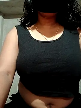 DiyaRoy49 online show from October 3, 2025, 9:22 am