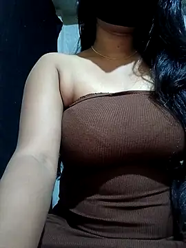 DiyaRoy49 online show from December 5, 2025, 7:23 pm