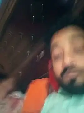 Raju fuckerr online show from October 26, 2025, 7:09 am