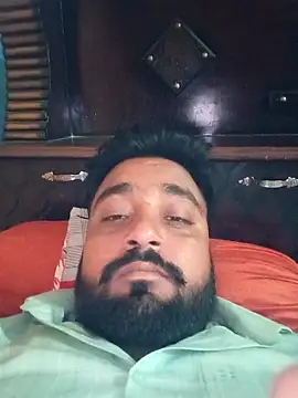 Raju fuckerr online show from October 17, 2025, 8:28 am