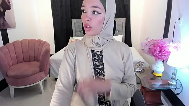 Snapshot of SofiaRivera1 chatting on April 29, 2026, 5:41 pm SofiaRivera1 online show from April 29, 2026, 5:41 pm