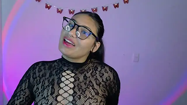 Linda andrew online show from April 1, 2026, 4:37 pm