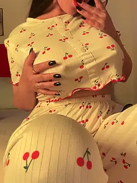 OnlyRima online show from September 23, 2025, 11:45 pm