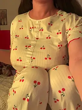 OnlyRima online show from November 29, 2025, 10:37 am