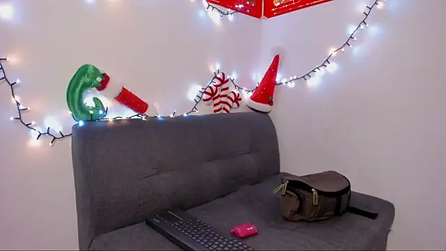 lara and danny online show from November 26, 2025, 1:38 am