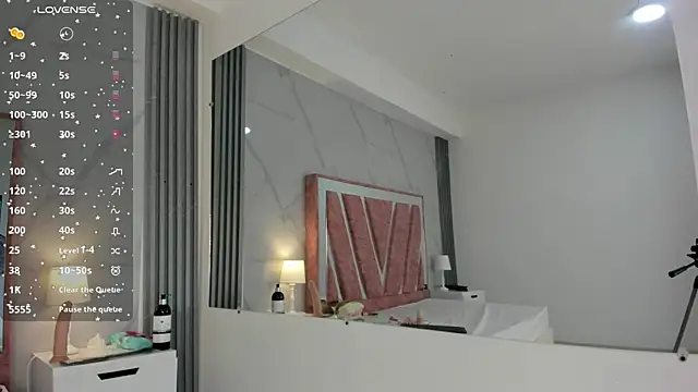 Snapshot of Megan_Sweetas chatting on September 26, 2025, 6:37 pm Megan Sweetas online show from September 26, 2025, 6:37 pm