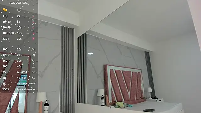 Snapshot of Megan_Sweetas chatting on September 25, 2025, 6:36 pm Megan Sweetas online show from September 25, 2025, 6:36 pm