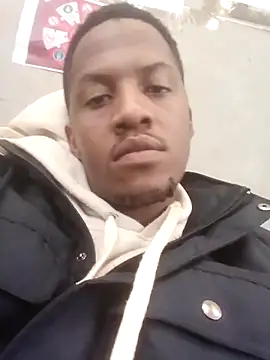 Snapshot of Drillir26 chatting on November 26, 2025, 9:20 am Drillir26 online show from November 26, 2025, 9:20 am