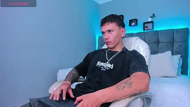 Thomas moon online show from February 1, 2026, 12:36 pm