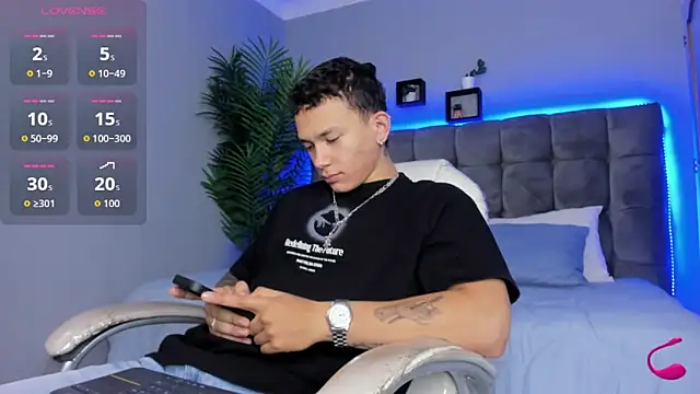 Thomas moon online show from March 29, 2026, 1:46 pm