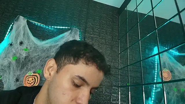 HellAndDante  online show from October 27, 2025, 10:22 pm