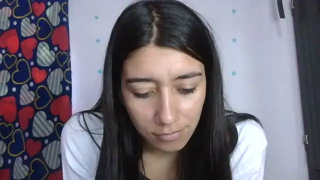 Madow Lu online show from November 15, 2025, 5:28 pm