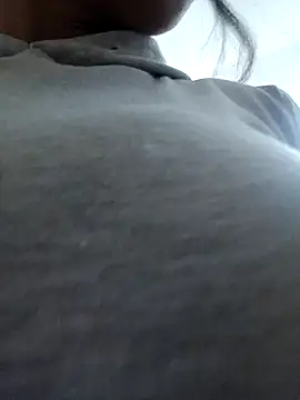 Elowen Clark online show from October 1, 2025, 7:29 pm