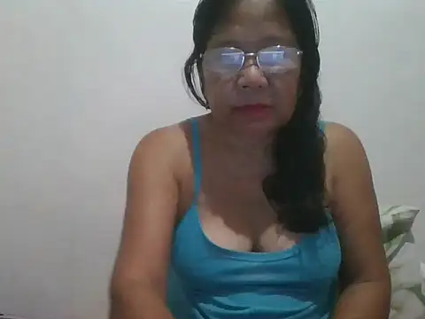 AMANDA99X online show from October 25, 2025, 10:43 pm