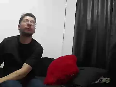 Letorres96 online show from April 13, 2026, 2:26 am