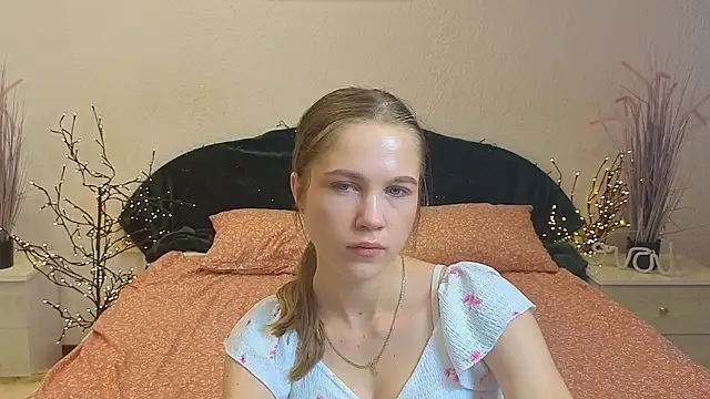 Snapshot of Spicy_Lexi chatting on August 5, 2026, 8:19 am Spicy Lexi online show from August 5, 2026, 8:19 am