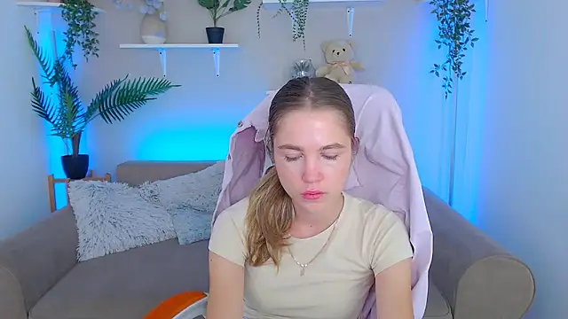 Spicy Lexi online show from September 17, 2025, 6:26 am