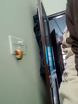 Yourrambo online show from April 9, 2026, 12:00 pm