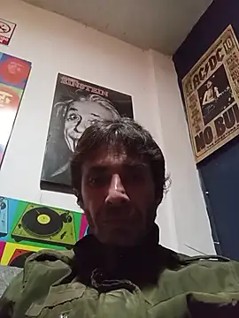 githot online show from November 16, 2025, 9:36 am