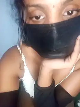 Snapshot of kissy_doll chatting on October 11, 2025, 5:36 pm kissy doll online show from October 11, 2025, 5:36 pm