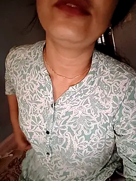 CUTE-PX online show from September 23, 2025, 2:18 am