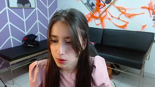 Snapshot of Adhara_Kitten chatting on November 7, 2025, 1:15 pm Adhara Kitten online show from November 7, 2025, 1:15 pm