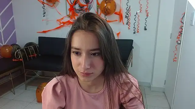 Snapshot of Adhara_Kitten chatting on October 24, 2025, 12:59 pm Adhara Kitten online show from October 24, 2025, 12:59 pm