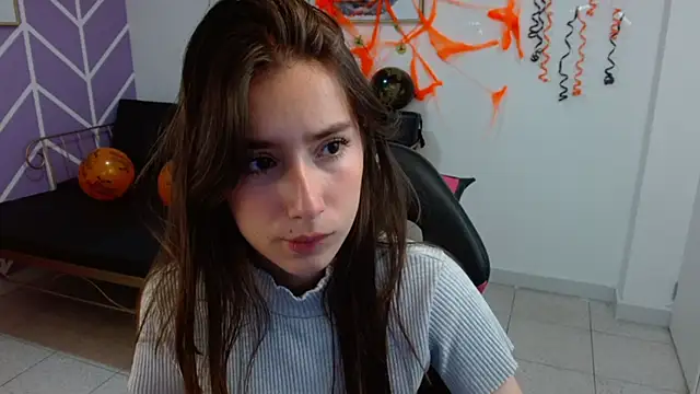 Snapshot of Adhara_Kitten chatting on October 27, 2025, 1:12 pm Adhara Kitten online show from October 27, 2025, 1:12 pm