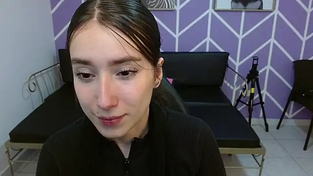 Snapshot of Adhara_Kitten chatting on December 4, 2025, 2:16 pm Adhara Kitten online show from December 4, 2025, 2:16 pm