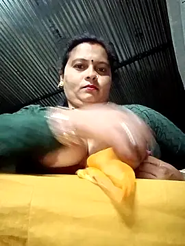Snapshot of Hot_komal1 chatting on May 22, 2026, 9:35 pm Hot komal1 online show from May 22, 2026, 9:35 pm