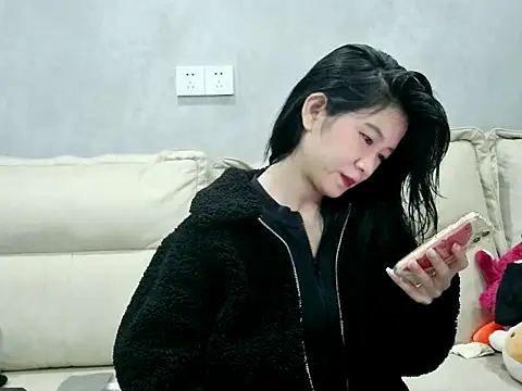 xiaoLI-2025 online show from November 8, 2025, 2:31 pm