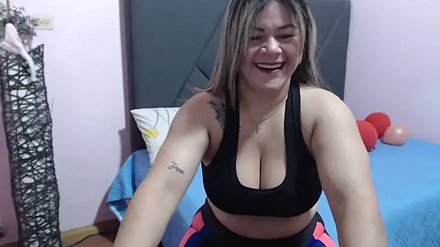 pamela echeverria online show from September 22, 2025, 10:21 am