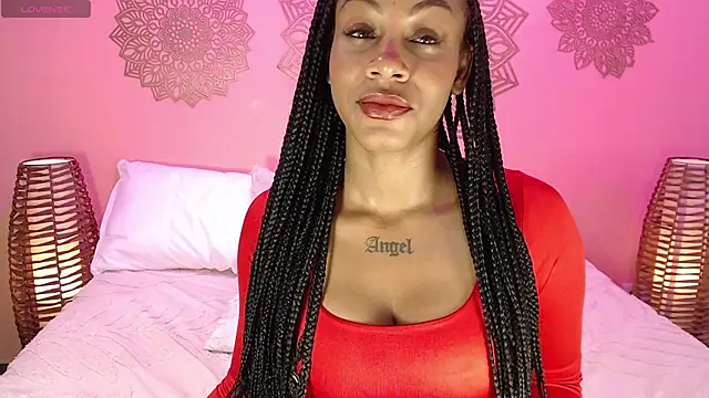 Sofia Stanley online show from November 11, 2025, 11:49 am