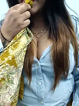 Suhana Darling online show from February 8, 2026, 10:29 pm