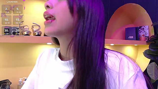 Snapshot of AmyBlackwood chatting on October 16, 2025, 8:06 pm AmyBlackwood online show from October 16, 2025, 8:06 pm