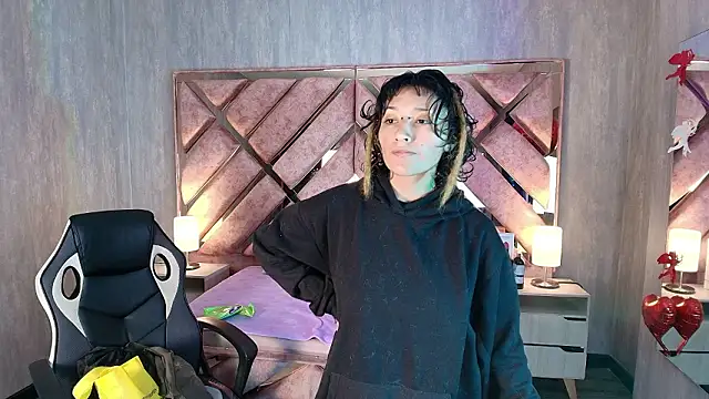 Babyyrasta666 online show from February 13, 2026, 3:17 am