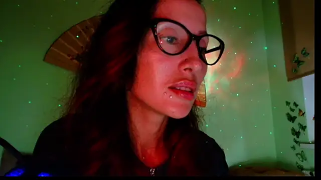 Snapshot of KiotoShine chatting on September 11, 2025, 7:14 pm KiotoShine online show from September 11, 2025, 7:14 pm