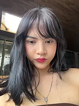 TatiLee online show from June 19, 2026, 2:56 pm