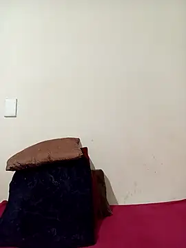 Snapshot of SEXYMOANSXX chatting on February 12, 2026, 6:13 am SEXYMOANSXX online show from February 12, 2026, 6:13 am