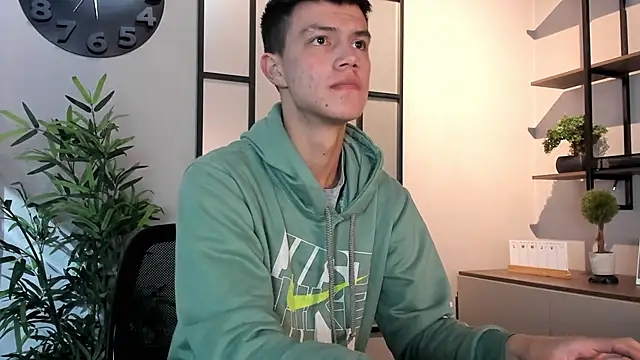 nicktorn online show from September 14, 2025, 12:27 pm