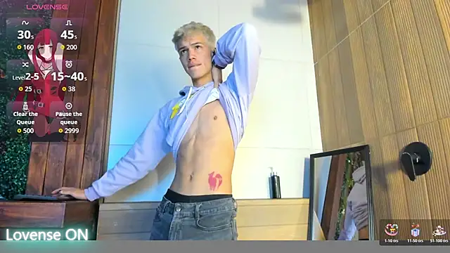 nicktorn online show from November 30, 2025, 12:39 pm