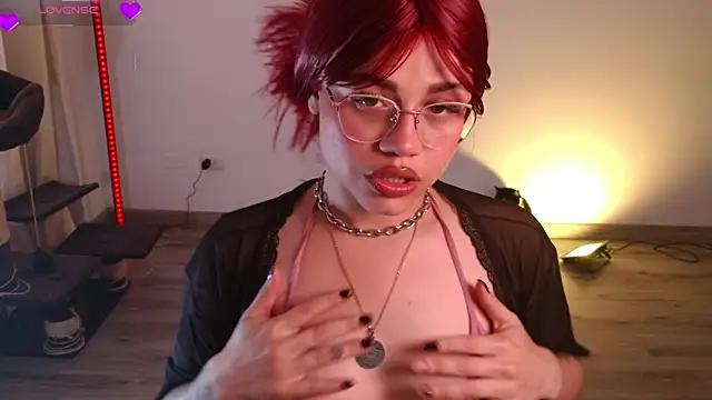 marsearth22  online show from September 10, 2025, 10:31 pm